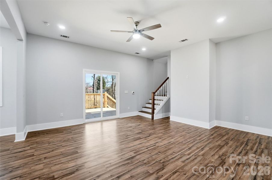 Spacious, unfurnished interior of a new home in , Hickory (Image 27).