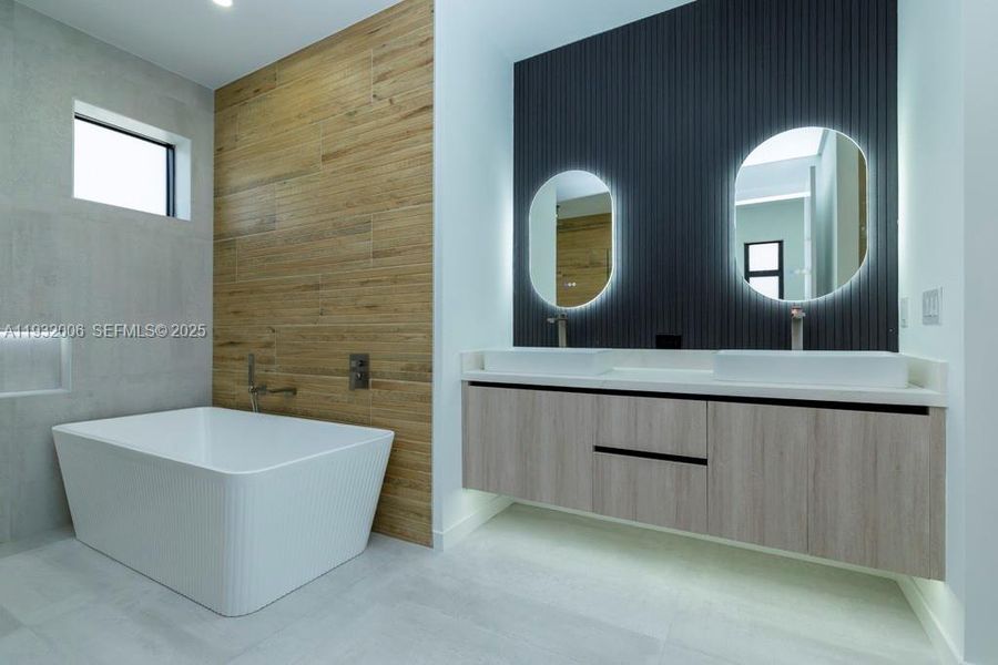 Furnished interior view inside a new home in , Cape Coral (Image 16).