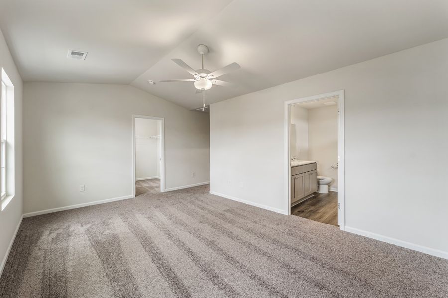 Spacious, unfurnished interior of a new home in Wingate, Inman (Image 23). Spacious, unfurnished interior of a new home in Wingate, Inman (Image 23).