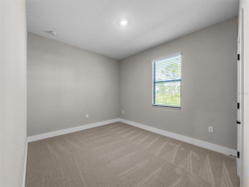 Spacious, unfurnished interior of a new home in , Port Charlotte (Image 16).