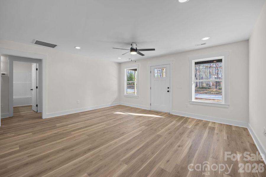 Spacious, unfurnished interior of a new home in , Salisbury (Image 18).