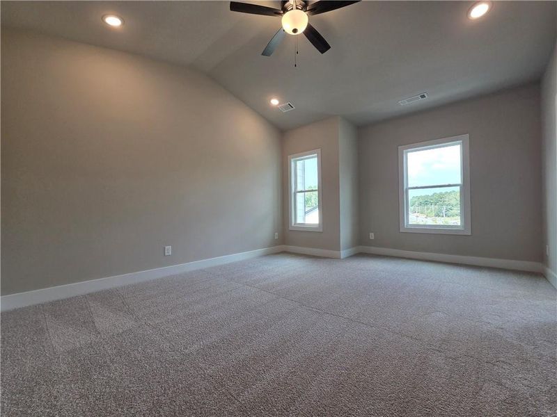 Spacious, unfurnished interior of a new home in , Tucker (Image 18).