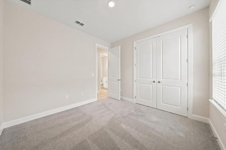 Spacious, unfurnished interior of a new home in Coasterra Community Group Page, Palmetto (Image 34).
