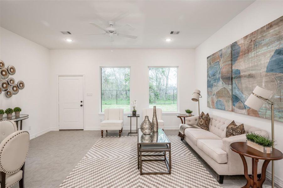 Furnished interior view inside a new home in , Missouri City (Image 4).