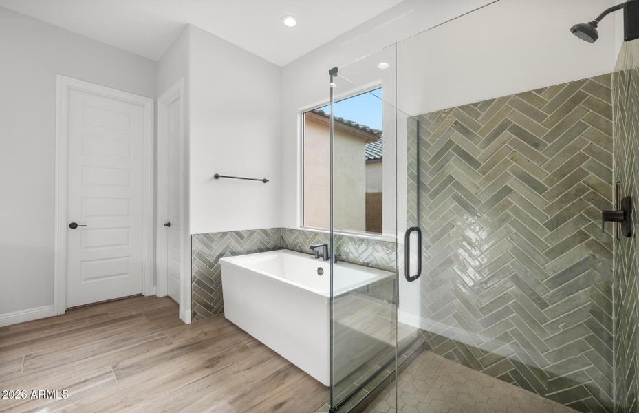 Owner's Bathroom Owner's Bathroom