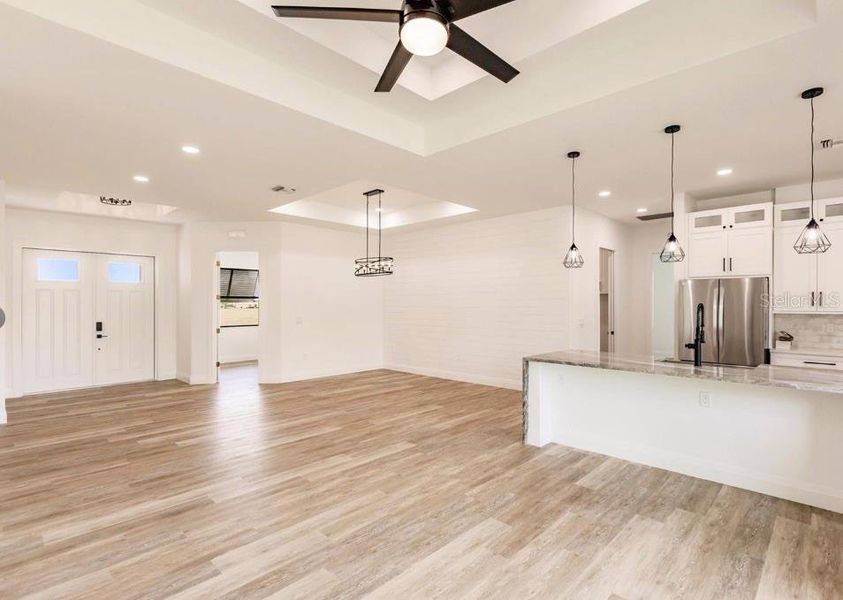 Spacious, unfurnished interior of a new home in , Punta Gorda (Image 31).