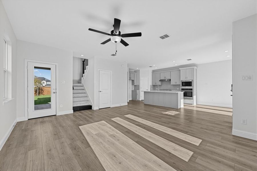 Spacious, unfurnished interior of a new home in North Sky Celina, Celina (Image 15). Spacious, unfurnished interior of a new home in North Sky Celina, Celina (Image 15).