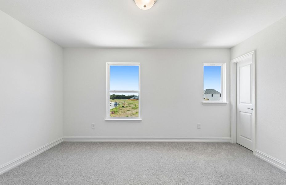 Spacious, unfurnished interior of a new home in Ribbonwood, Aubrey (Image 10).