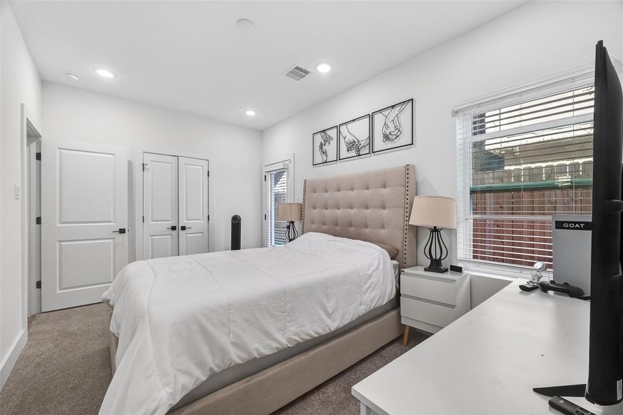 Furnished interior view inside a new home in , Houston (Image 5). Furnished interior view inside a new home in , Houston (Image 5).