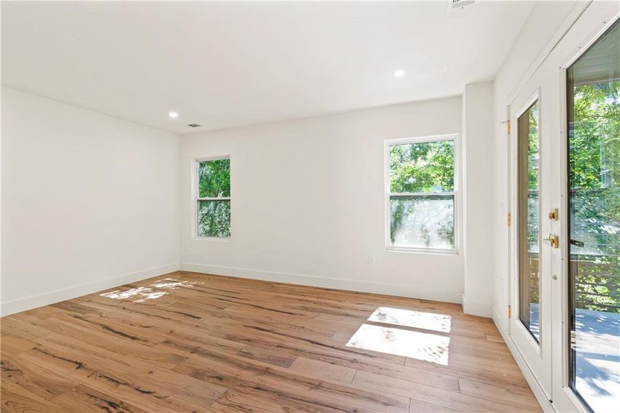 Spacious, unfurnished interior of a new home in , Atlanta (Image 23). Spacious, unfurnished interior of a new home in , Atlanta (Image 23).