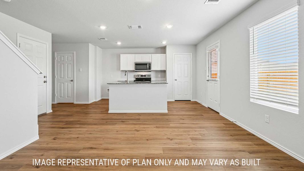Spacious, unfurnished interior of a new home in Pecan Creek, Temple (Image 11). Spacious, unfurnished interior of a new home in Pecan Creek, Temple (Image 11).