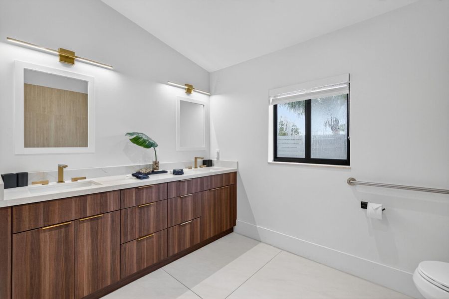 Furnished interior view inside a new home in , Oakland Park (Image 33). Furnished interior view inside a new home in , Oakland Park (Image 33).
