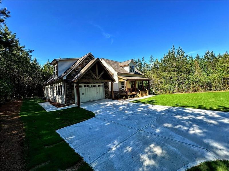 Image 78 of a home in .