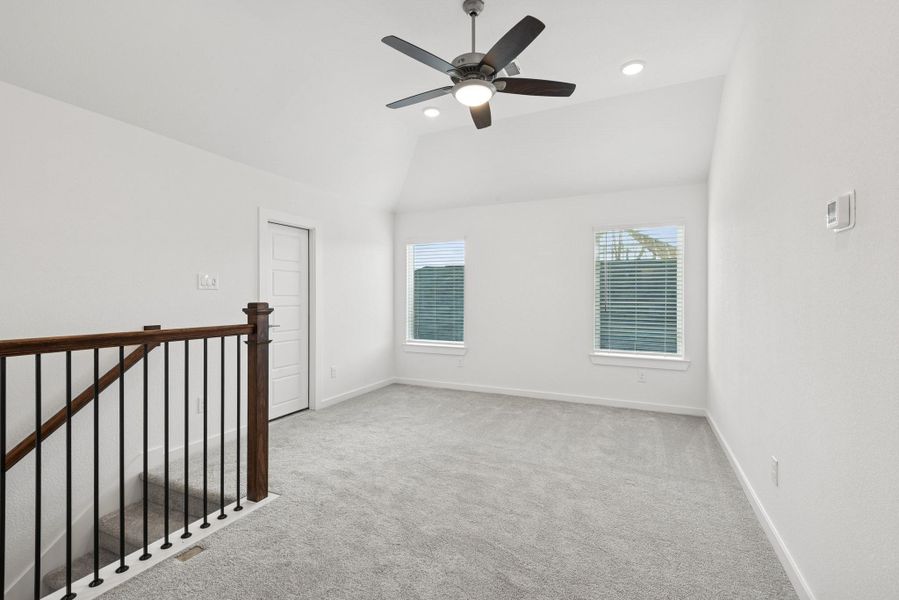 Spacious, unfurnished interior of a new home in Summerview, Fulshear (Image 26). Spacious, unfurnished interior of a new home in Summerview, Fulshear (Image 26).