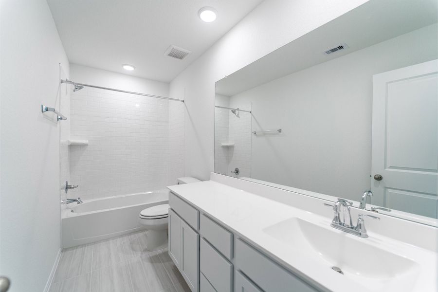 Furnished interior view inside a new home in Lago Mar, Texas City (Image 12). Furnished interior view inside a new home in Lago Mar, Texas City (Image 12).