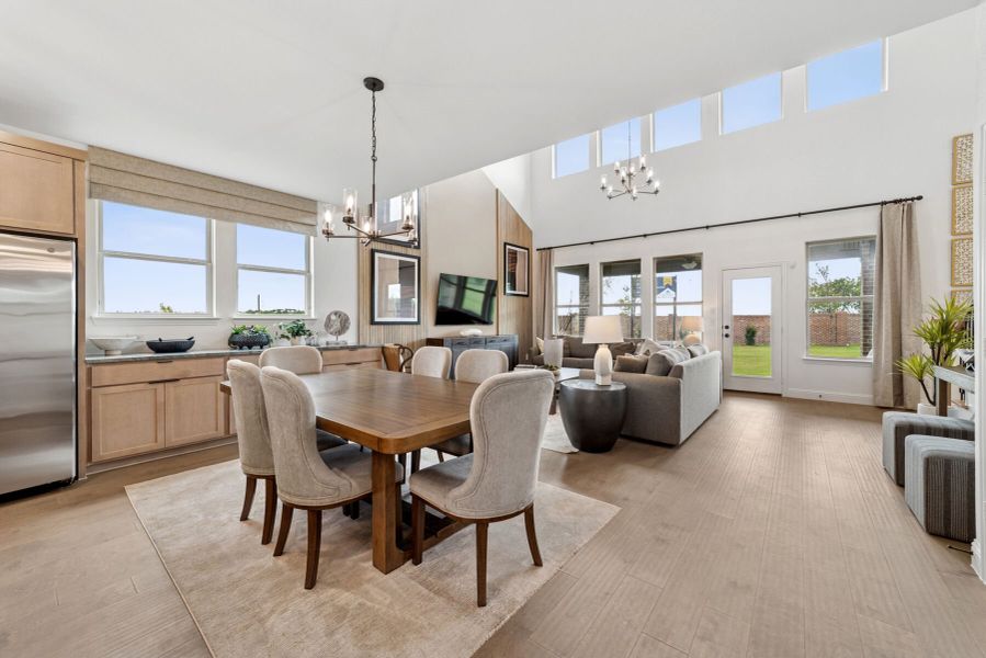 Dining Area Dining Area