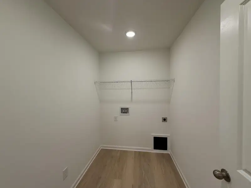 Spacious, unfurnished interior of a new home in Bellevue Townhomes, Greenville (Image 11). Spacious, unfurnished interior of a new home in Bellevue Townhomes, Greenville (Image 11).