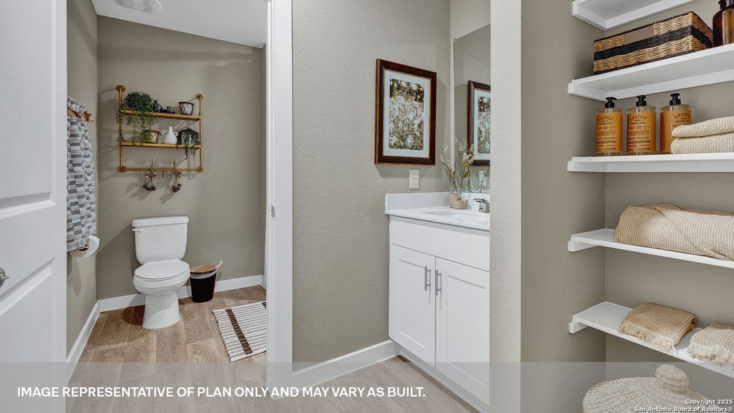 Furnished interior view inside a new home in Sonoma Oaks, Fredericksburg (Image 19). Furnished interior view inside a new home in Sonoma Oaks, Fredericksburg (Image 19).