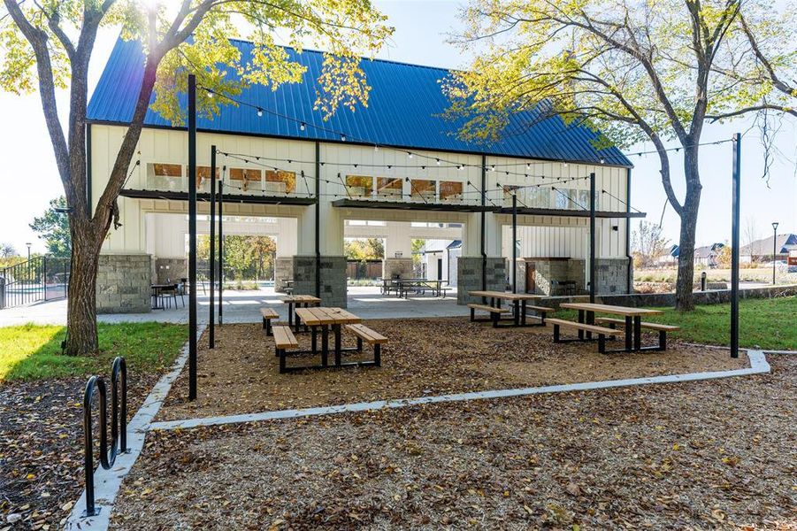 Take a break from swimming or romping around the playground and relax in any of the plentiful outdoor social gathering spaces! Take a break from swimming or romping around the playground and relax in any of the plentiful outdoor social gathering spaces!