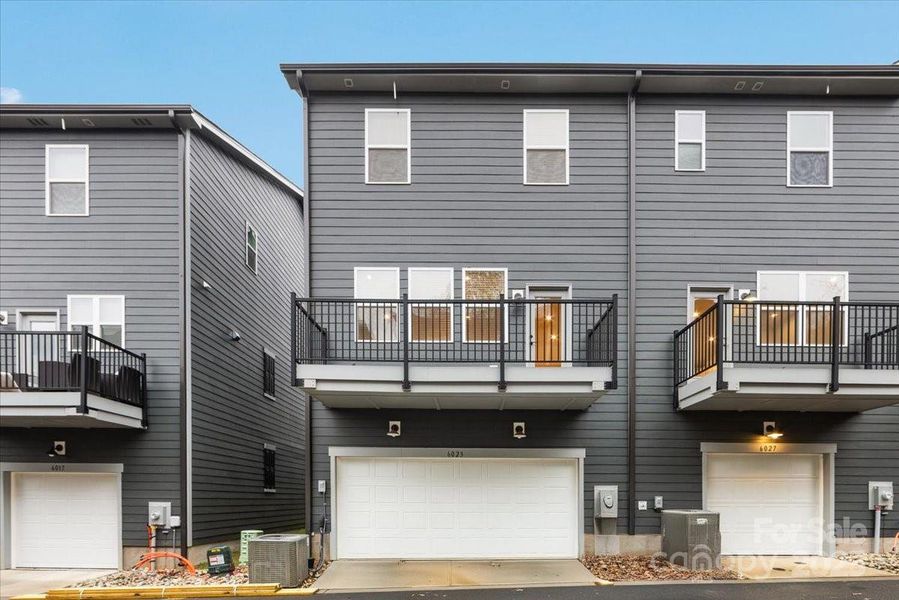 Rear-Load 2 Bay Garage.