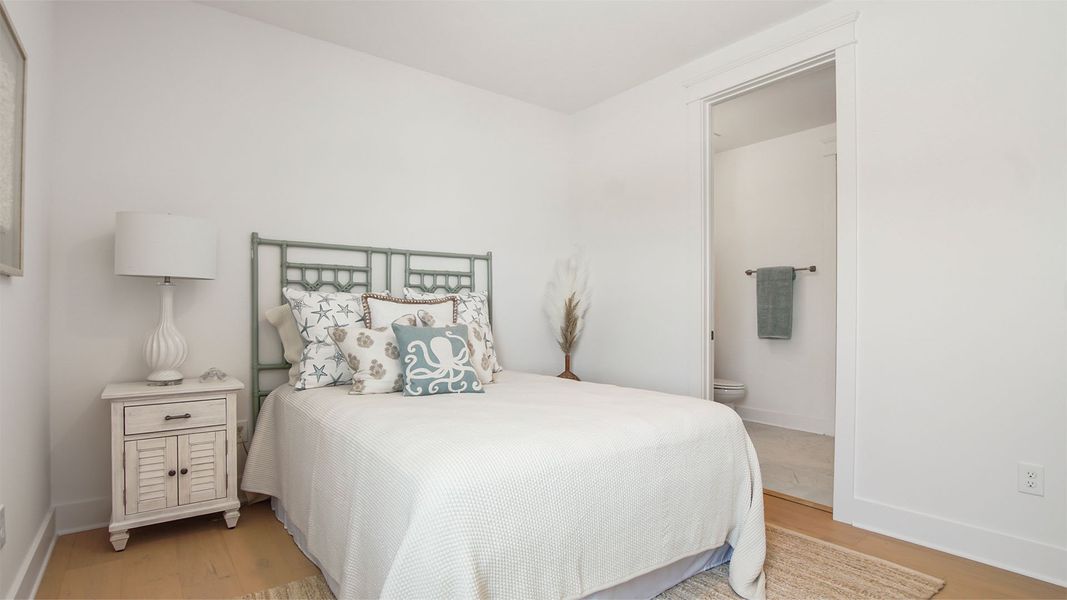 Representative furnished interior of a home built from the Brayden by D.R. Horton in Parkside, Santa Rosa Beach (Image 35).