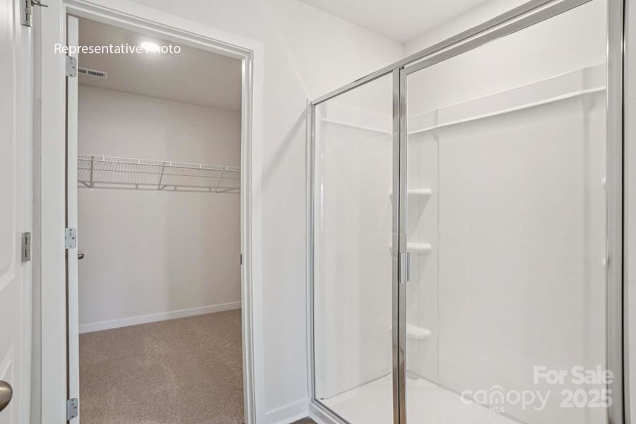 Spacious, unfurnished interior of a new home in Calvin Creek, Troutman (Image 20).