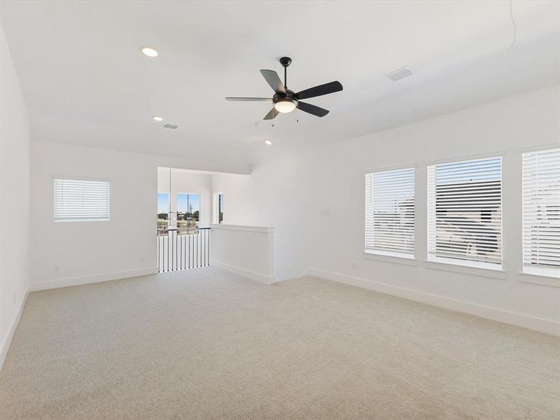 Spacious, unfurnished interior of a new home in Royal Court, Little Elm (Image 28). Spacious, unfurnished interior of a new home in Royal Court, Little Elm (Image 28).
