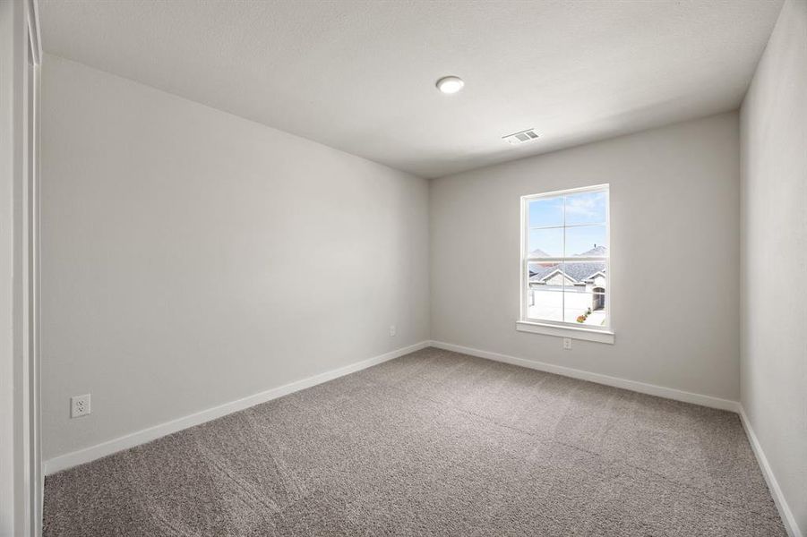 Spacious, unfurnished interior of a new home in Ambergrove, Royse City (Image 17).