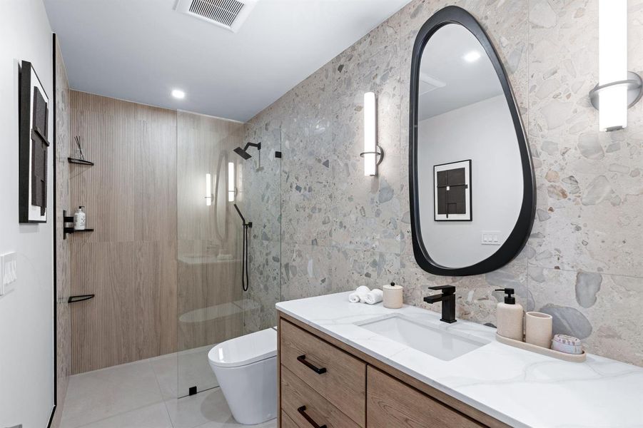 Clubroom/Cabana Bath Clubroom/Cabana Bath