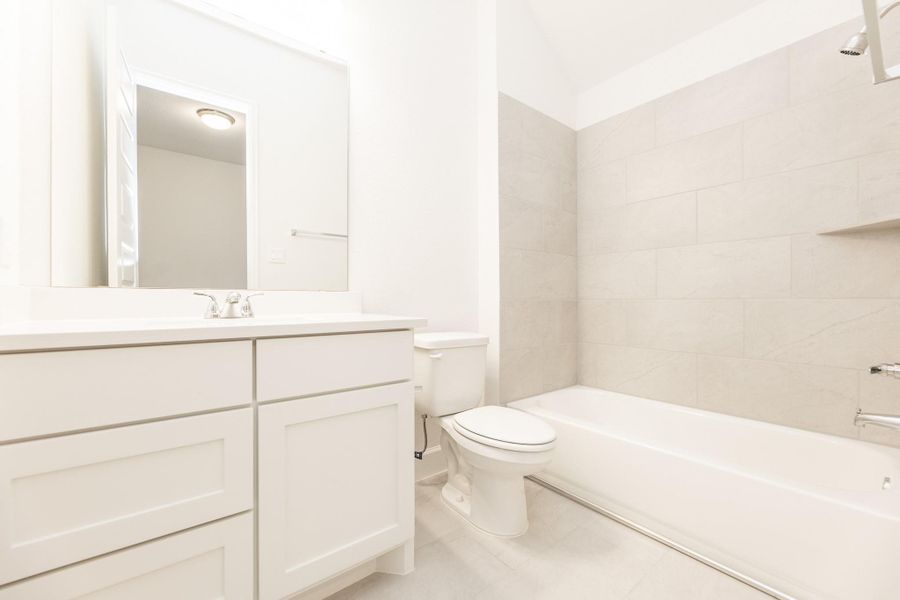 Furnished interior view inside a new home in Jordan Ranch, Fulshear (Image 12).