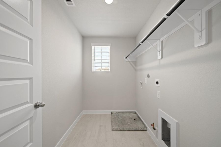 Image 38 of a home in Beacon Hill.