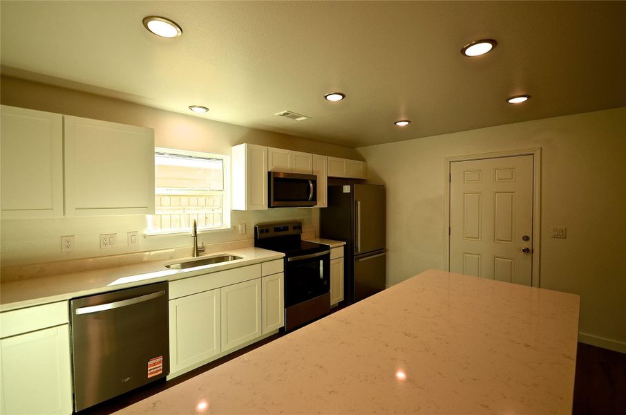 Image 18 of a home in . Image 18 of a home in .