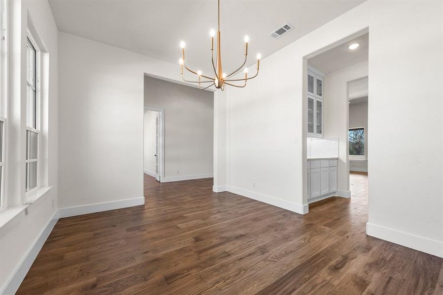 Spacious, unfurnished interior of a new home in King Crossing Estates, Van Alstyne (Image 30).