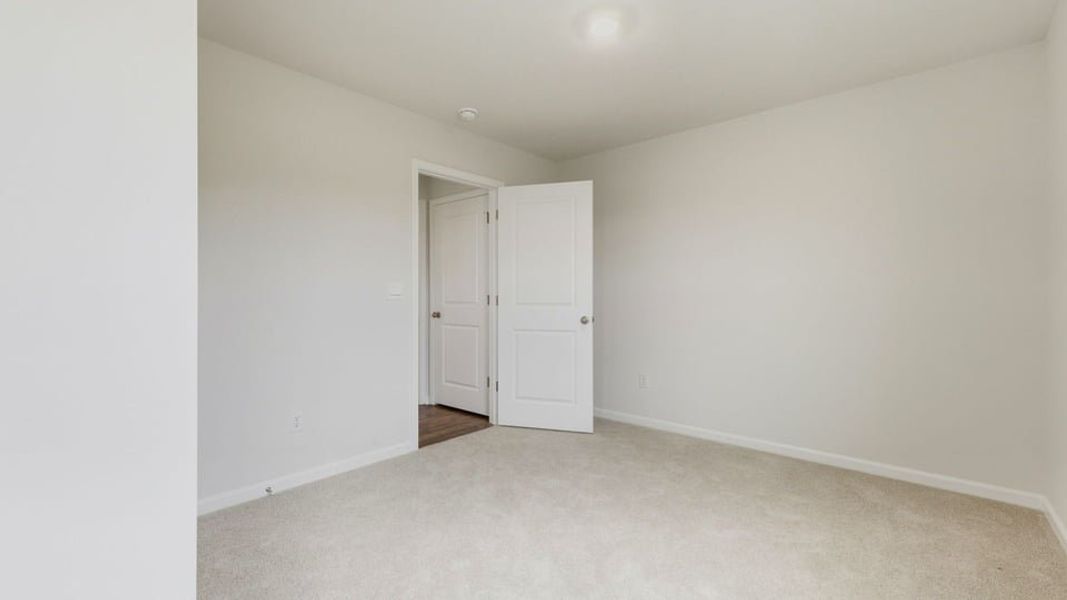 Spacious, unfurnished interior of a new home in Baxter Village, Boiling Springs (Image 22).