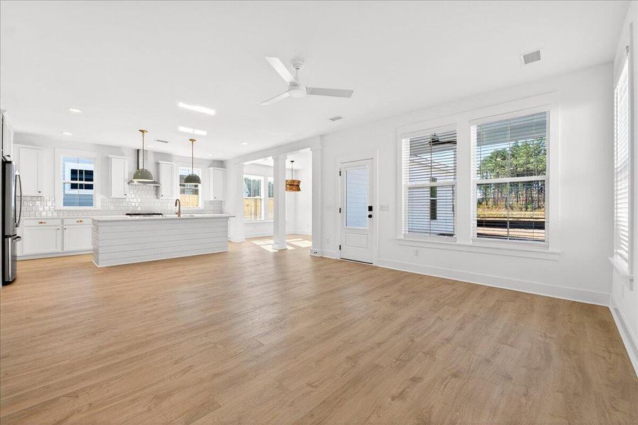 Spacious, unfurnished interior of a new home in , Summerville (Image 28).