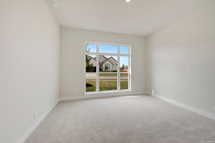Spacious, unfurnished interior of a new home in Meyer Ranch – Legacy Series, New Braunfels (Image 33).
