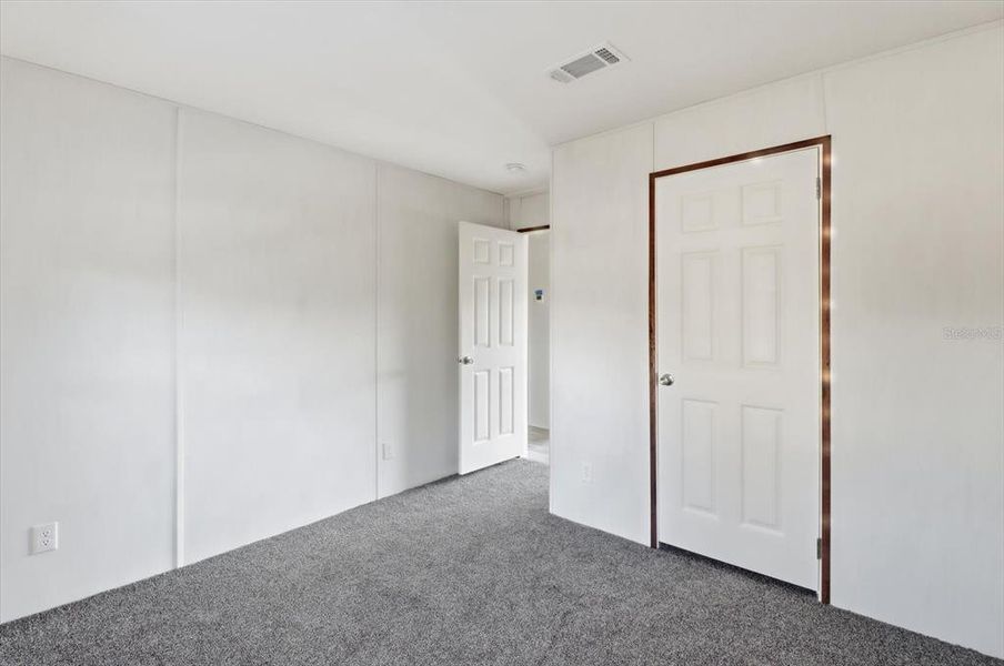 Spacious, unfurnished interior of a new home in , Homosassa (Image 22). Spacious, unfurnished interior of a new home in , Homosassa (Image 22).