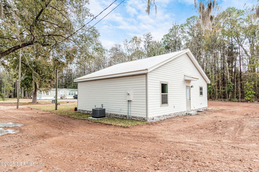 Exterior details and patio area of a home in , Glen St. Mary (Image 19).