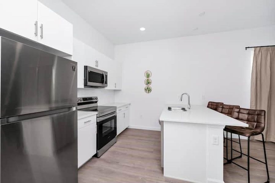 Furnished interior view inside a new home in , Davenport (Image 11).