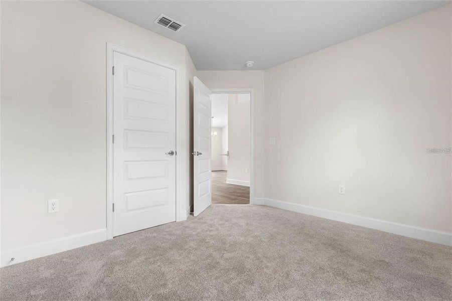 Spacious, unfurnished interior of a new home in , Palm Coast (Image 19).