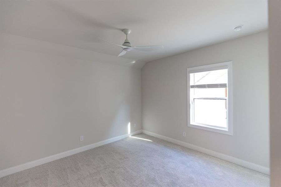 Spacious, unfurnished interior of a new home in Waterhaven, Cumming (Image 42).