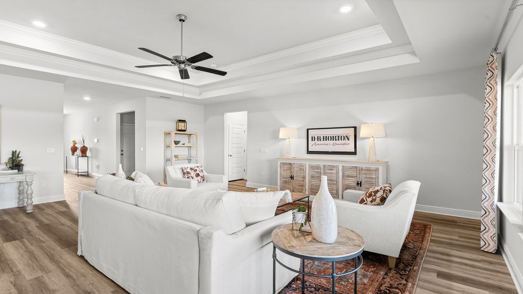 Furnished interior view inside a new home in Liberty, Panama City (Image 10).