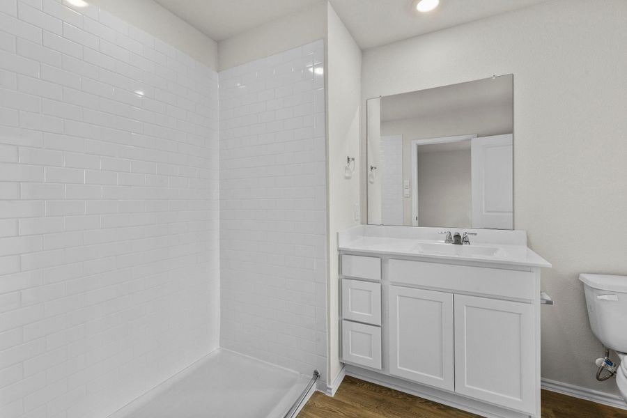 Furnished interior view inside a new home in Sunset Oaks, Maxwell (Image 7).