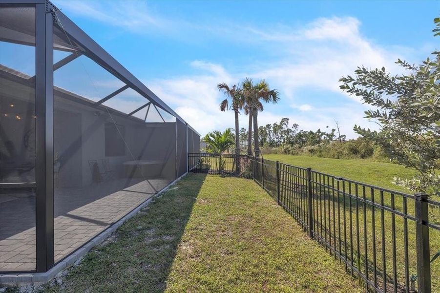 Exterior details and patio area of a home in , Venice (Image 27).