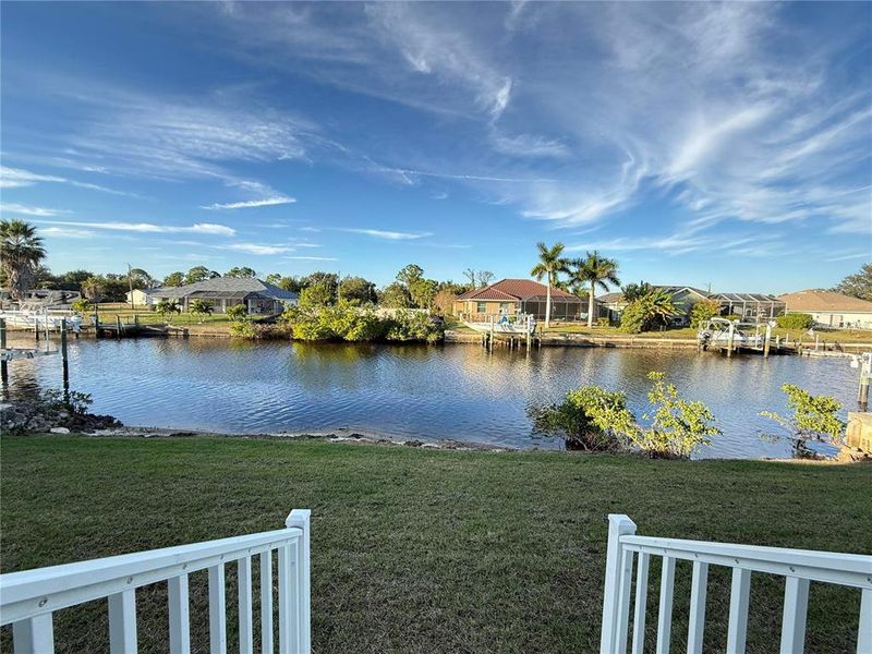 Community amenities in , Port Charlotte (Image 15).