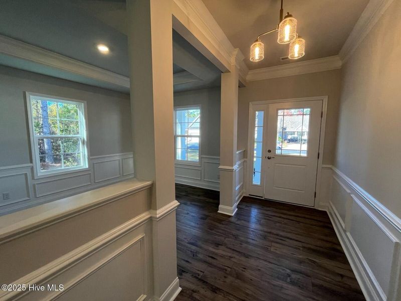 Spacious, unfurnished interior of a new home in Palmetto Creek, Bolivia (Image 13).