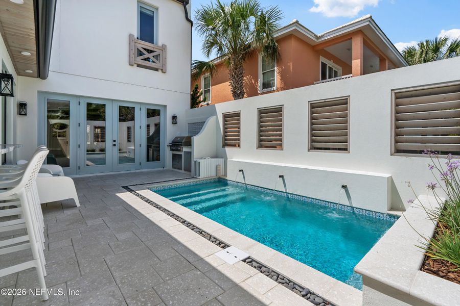 Exterior details and patio area of a home in , Palm Coast (Image 4).