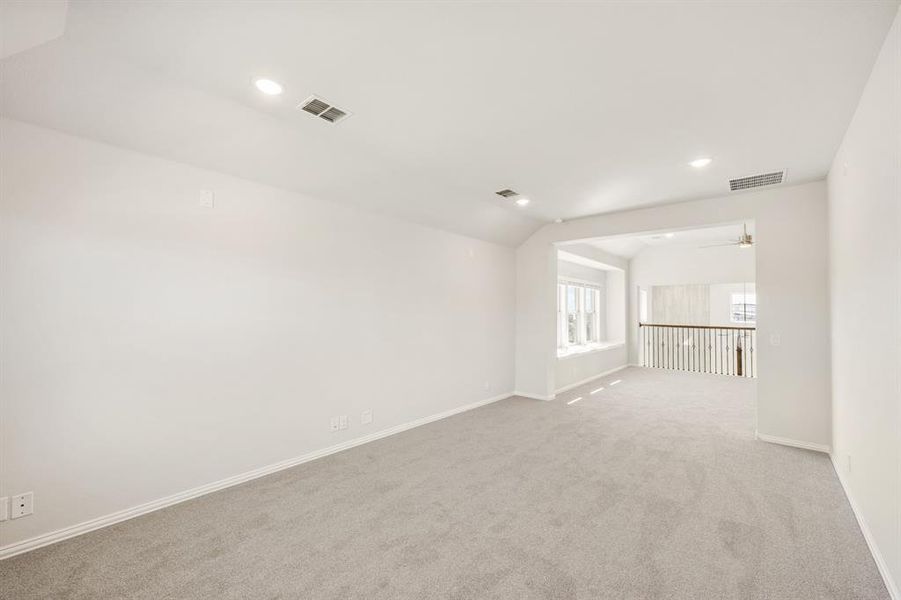 Spacious, unfurnished interior of a new home in Somerset Classic 70s & 80s, Mansfield (Image 21). Spacious, unfurnished interior of a new home in Somerset Classic 70s & 80s, Mansfield (Image 21).