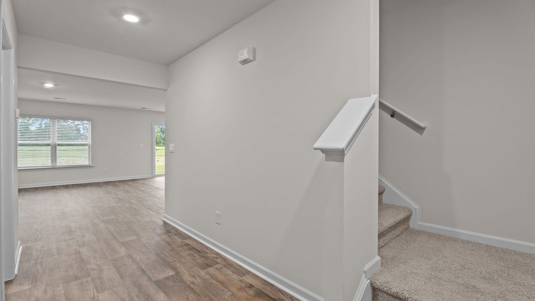 Spacious, unfurnished interior of a new home in Hobbs Farm, Ayden (Image 10).