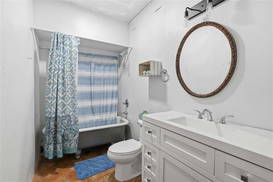 Furnished interior view inside a new home in , Cleveland (Image 29).